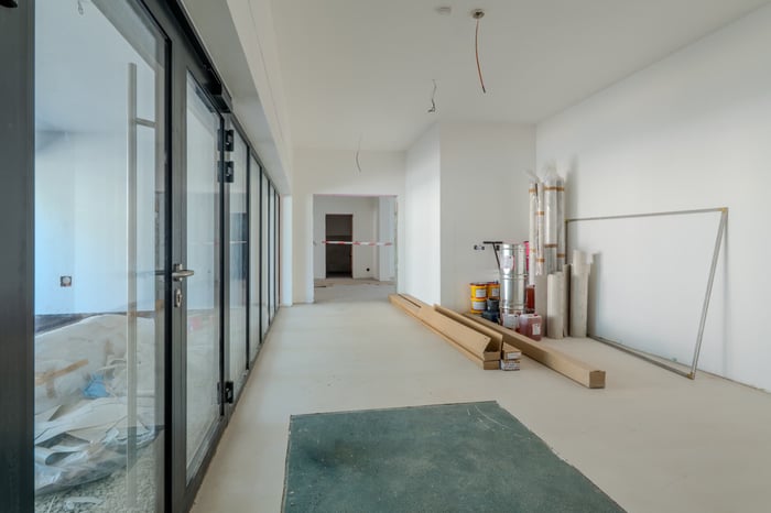 Nová budova ZUŠ Blansko se blíží k dokončení: Umělecké centrum brzy přivítá první žáky — fotografie 6